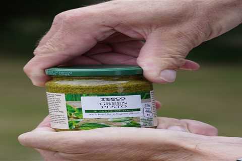 Shoppers blast Tesco for selling jars of pesto that are ‘impossible’ to open