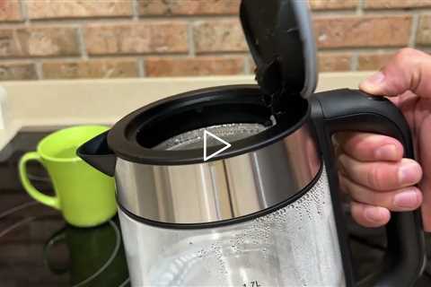 Review Amazon Basics Electric Glass and Steel Hot Tea Water Kettle