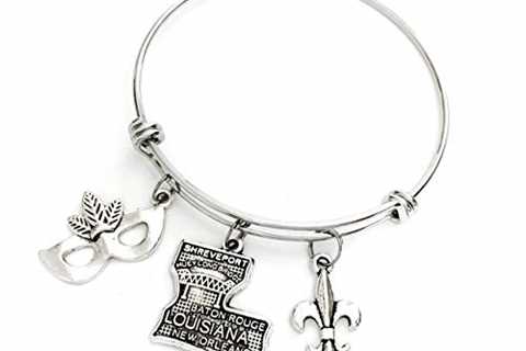 Louisiana Bracelet. Includes State of Louisiana, Mardi Gras mask, and Fleur de Lis Charms...