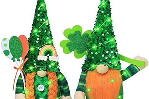 St. Patrick’s Day Gnome Decorations, 2 Pack Handmade Mr & Mrs Swedish Tomte Elf Gnomes Plush Table..