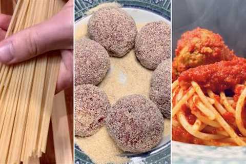 #delicious #spaghetti with #meatballs #recipe - perfect Italian American #pasta dish