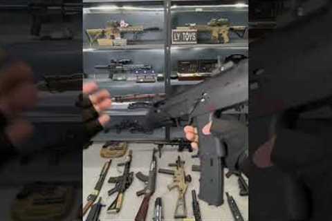 This is the best gift for your brother or boyfriend, isn''t it? #toyguns  #shorts #tiktok #fyp