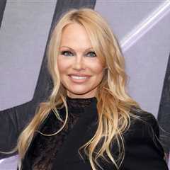 Pamela Anderson Recreated Her 'Baywatch' Look, Complete With Fresh-Out-of-the-Ocean Hair — See..