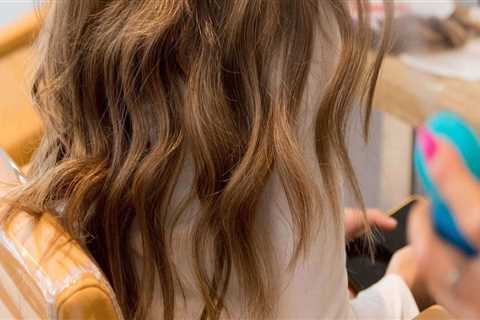 The Ultimate Guide to Understanding the Difference Between Synthetic and Human Hair Extensions