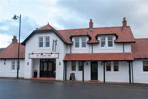 Village left 'gutted' as 150-year-old Kirkton Inn shuts doors without warning