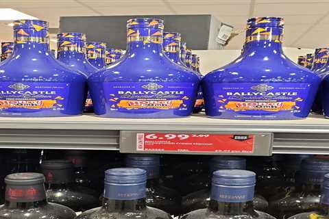 Aldi's New Honeycomb Booze Has Shoppers Going Wild (But Not Everyone's Loving It)