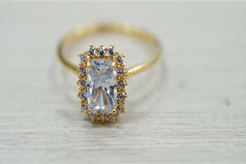 Exploring the World of Vintage Jewelry: Top Brands and Their Timeless Appeal